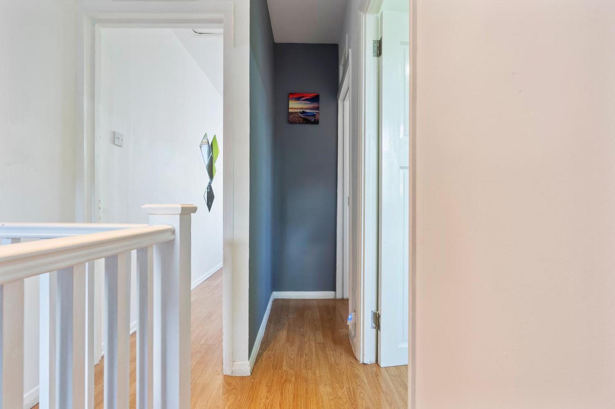 Вилла Impeccable 4-Bed House In Brixton Лондон Экстерьер фото